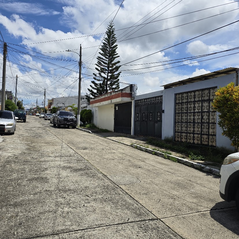 VENTA DE CASA EN ZONA 8 DE MIXCO PANORAMA