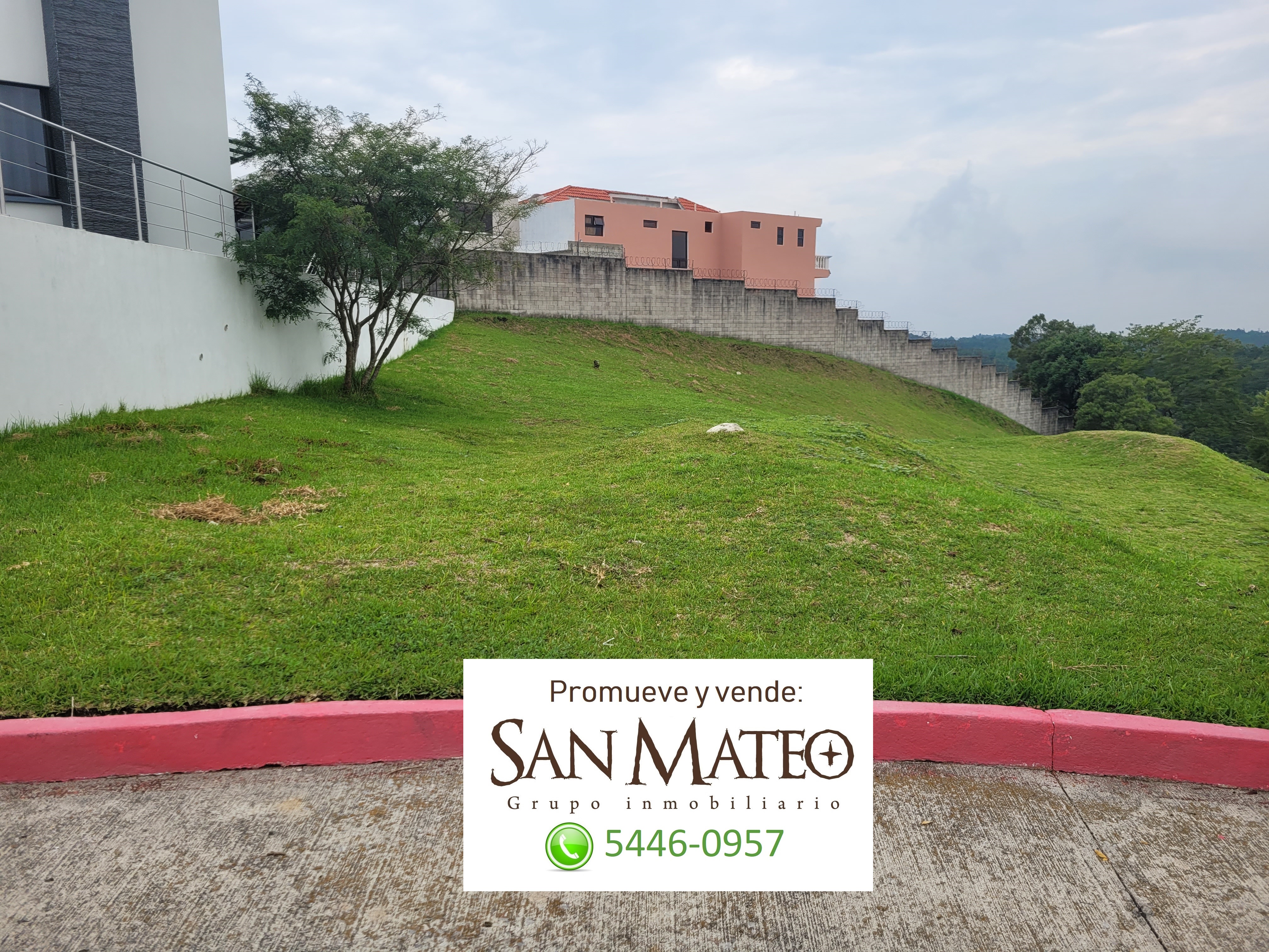 VENDO precioso TERRENO en CONDOMINIO LA FORESTA, KM 20.5 Carretera a FRAIJANES